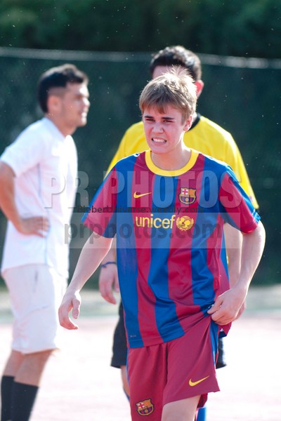 justin bieber playing soccer in madrid. 2010 Who knew Justin Bieber was a justin bieber playing soccer in madrid.
